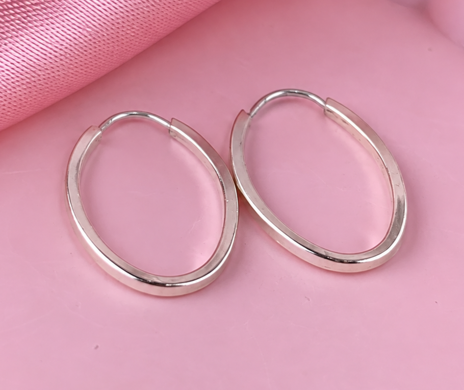 ARGOLA OVAL FIO QUADRADO 2,5CM 1,2G