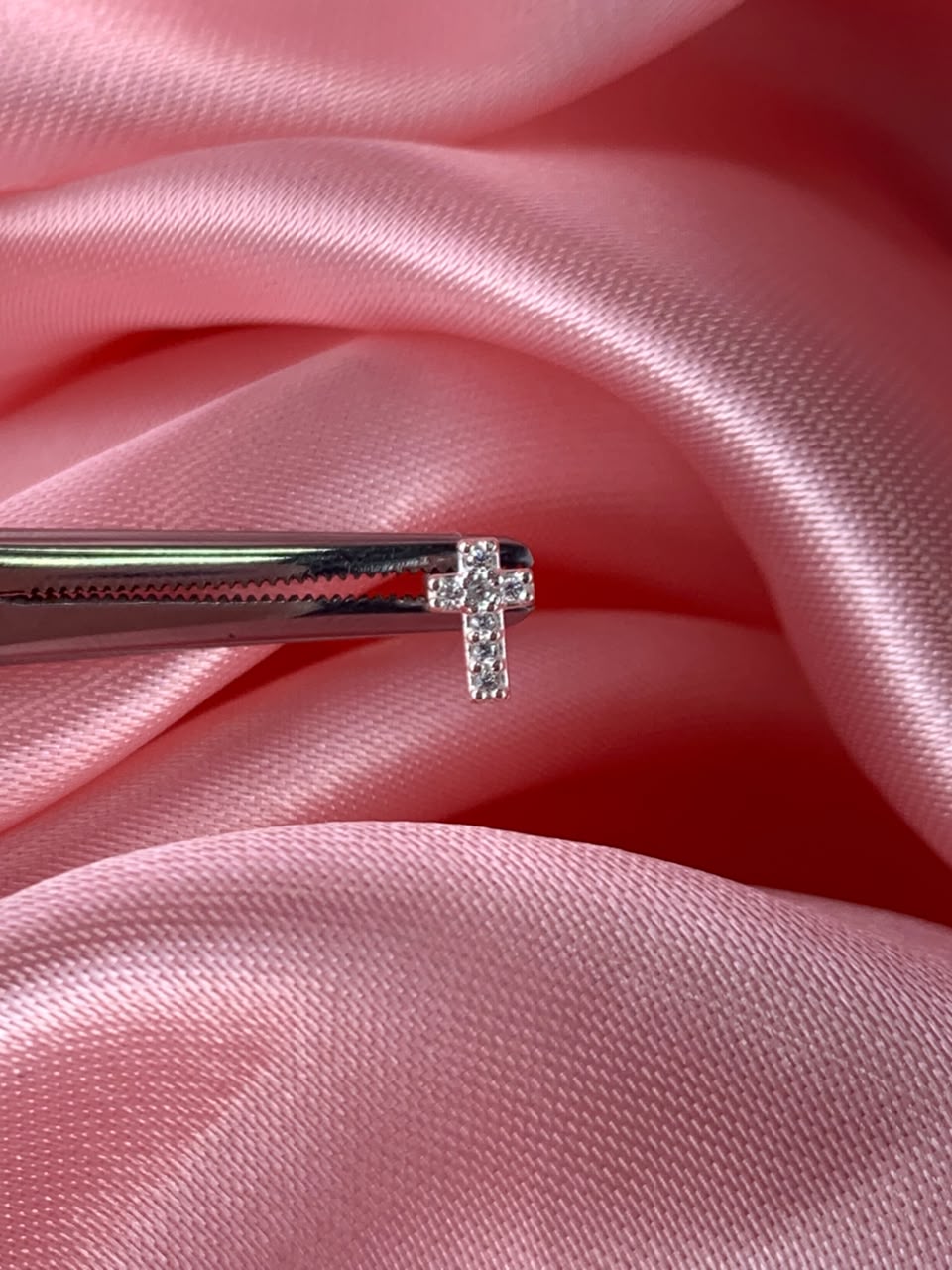 Piercings de Prata 925 cruz cravejada