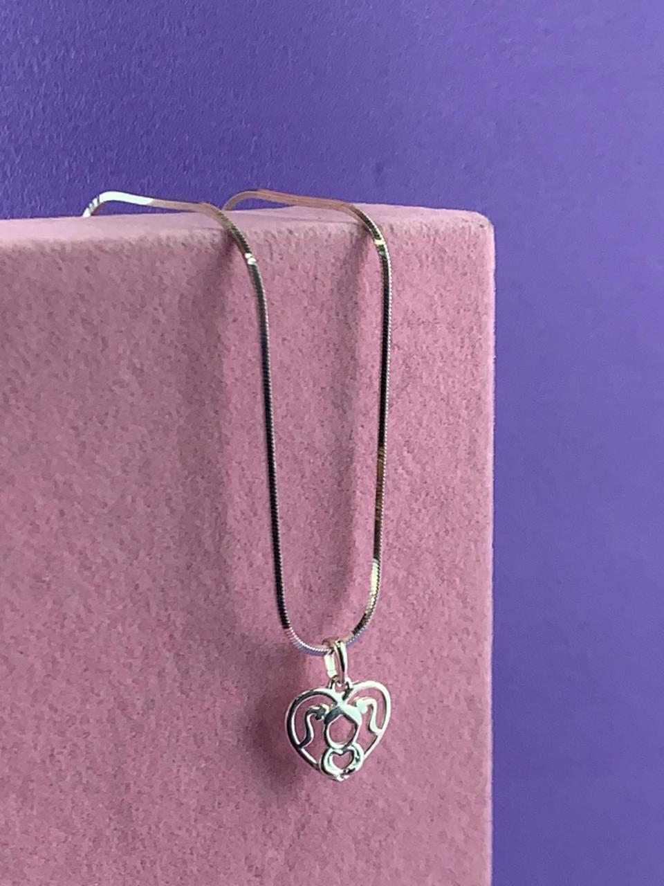 Pingente de Prata 925 coração menina vaz