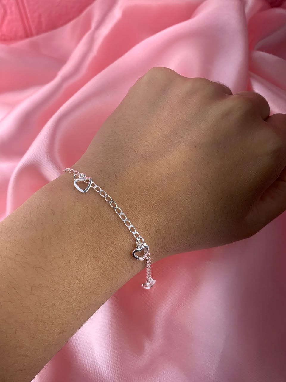 Pulseira de prata 925 infantil 4 corações vazados 1,6G